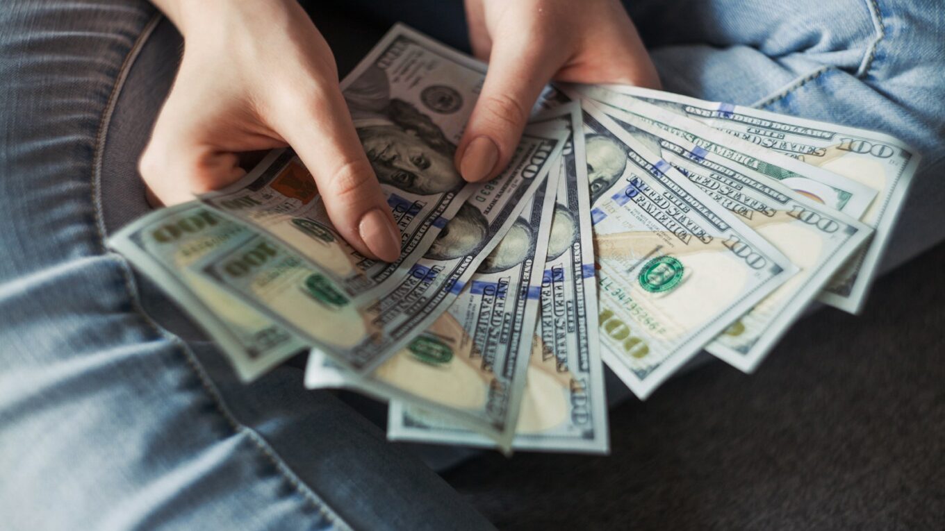 fan of 100 U.S. dollar banknotes